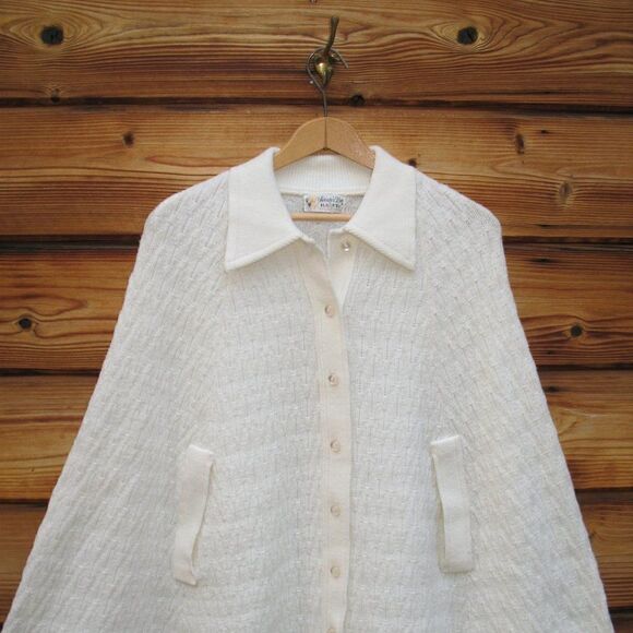 Vintage 60s Off White Ivory Sweater Poncho Cape S M L - Picture 3 of 7